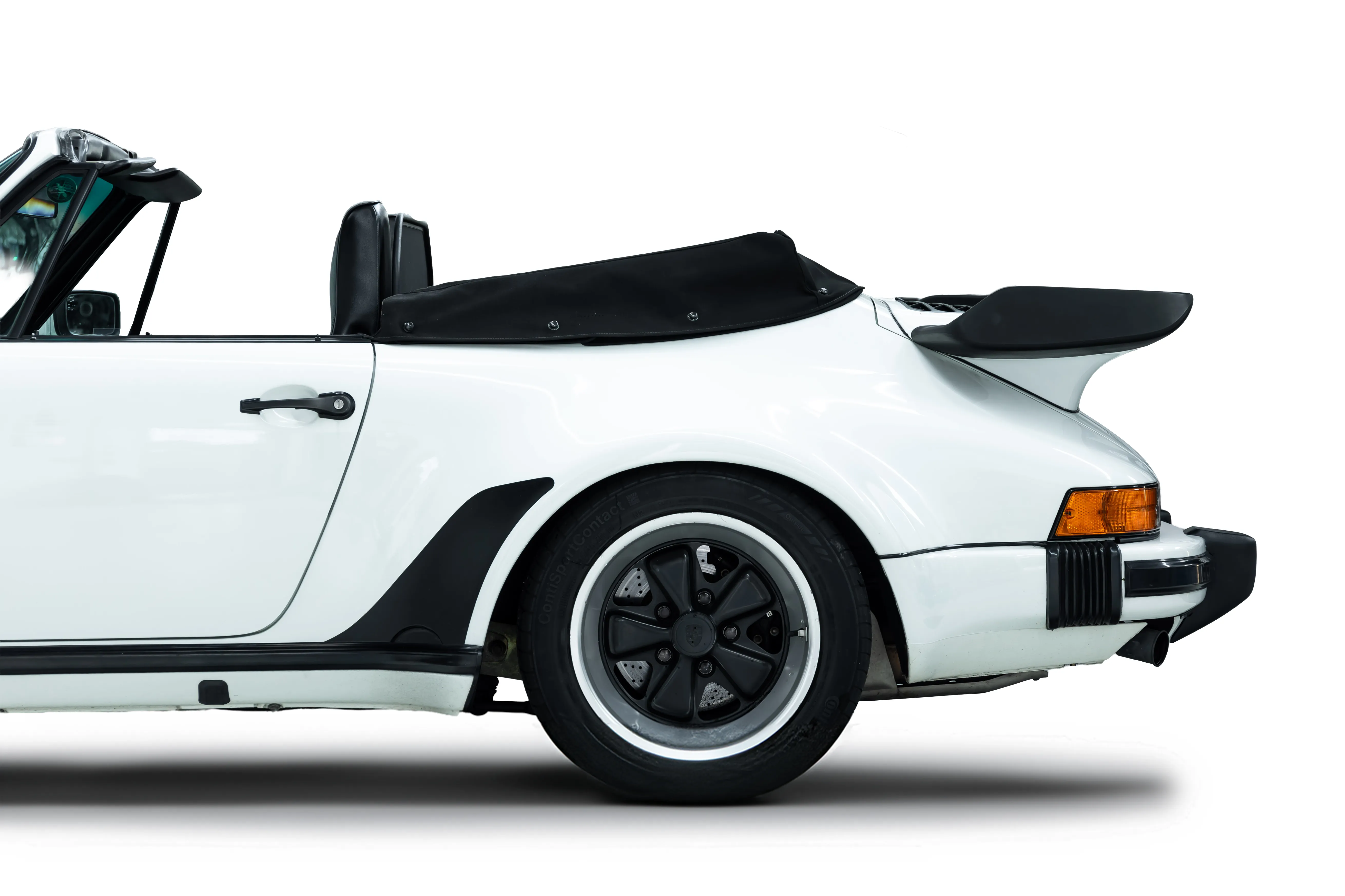Porsche 911 freigestellt