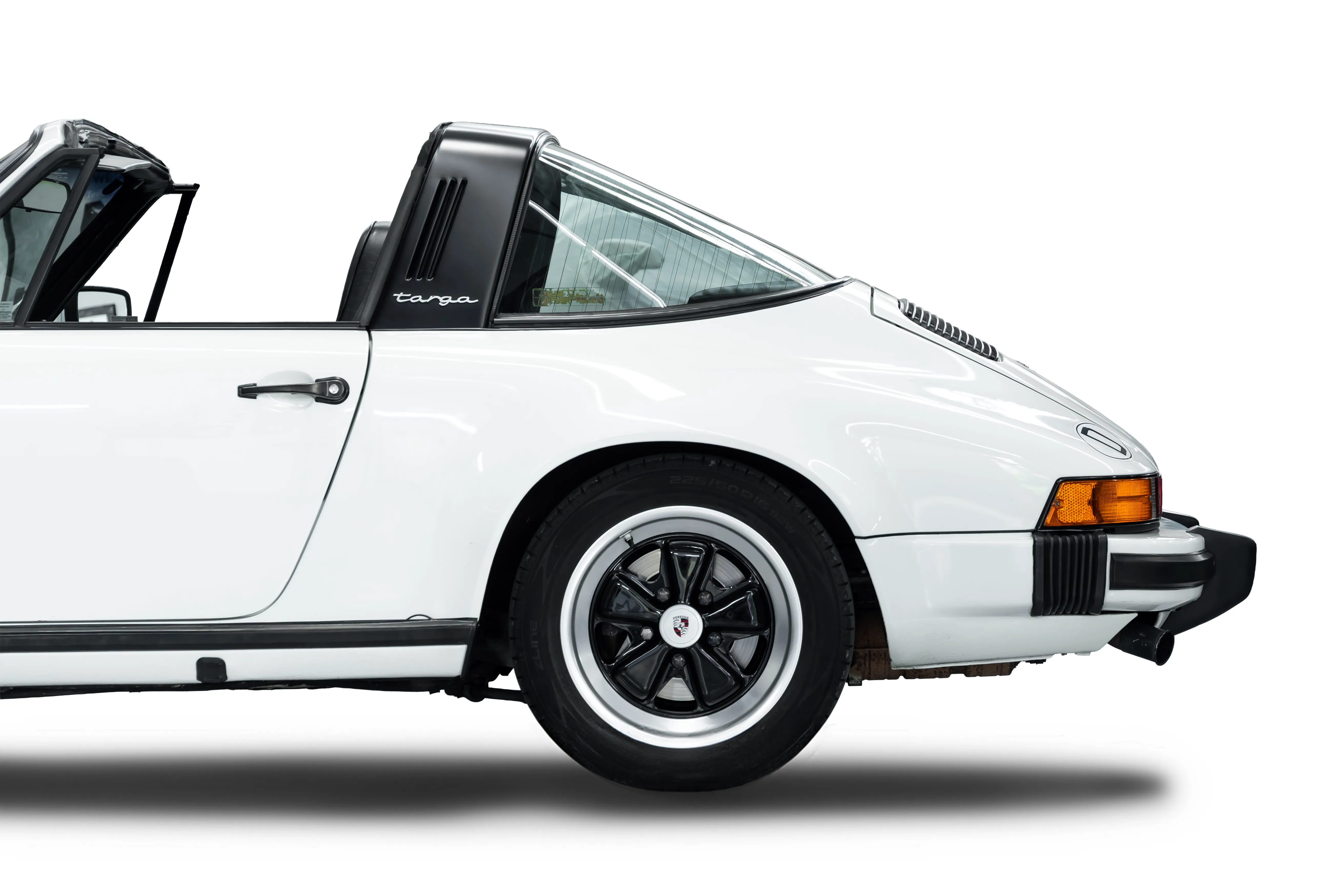 Porsche 911 freigestellt