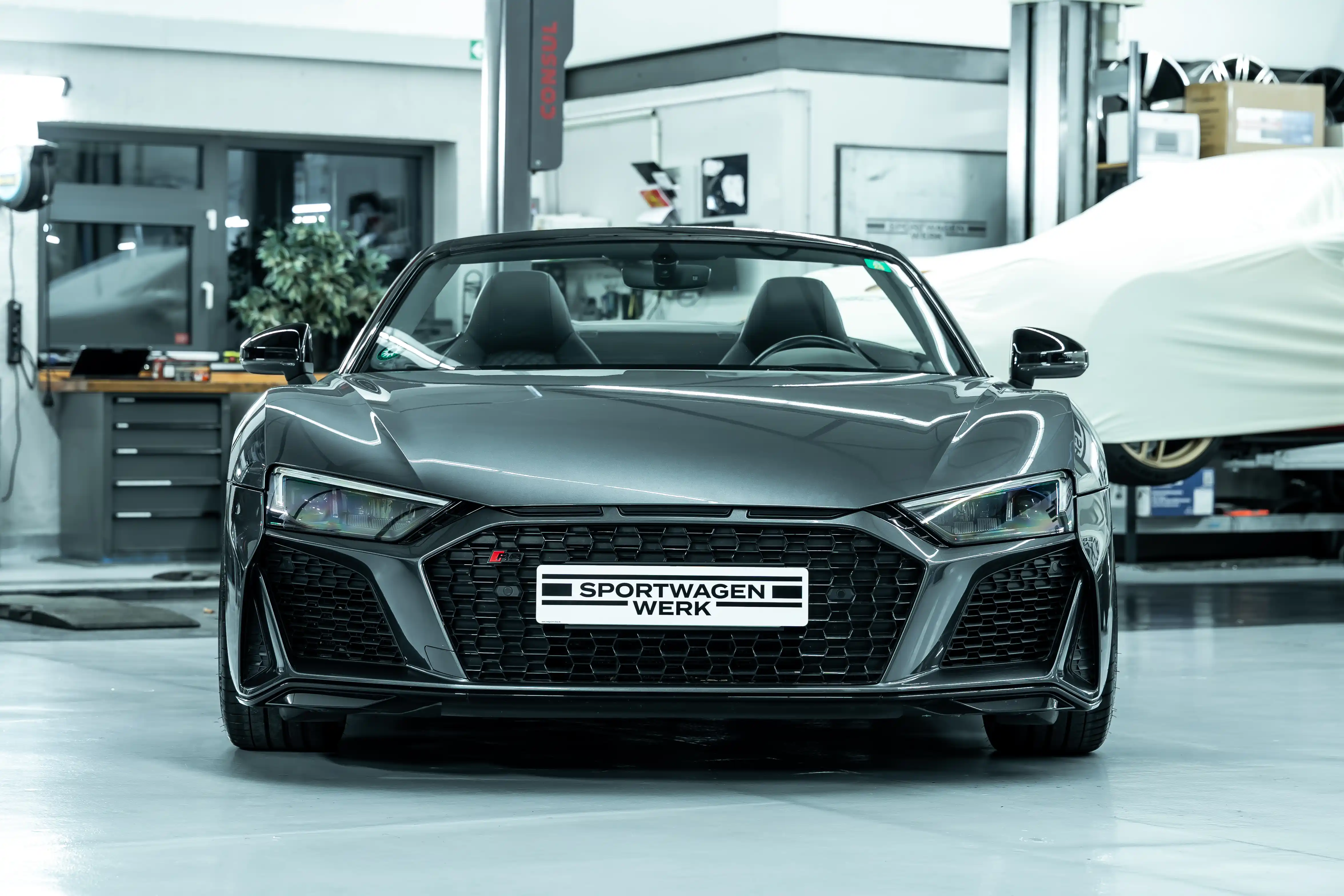 Audi R8
