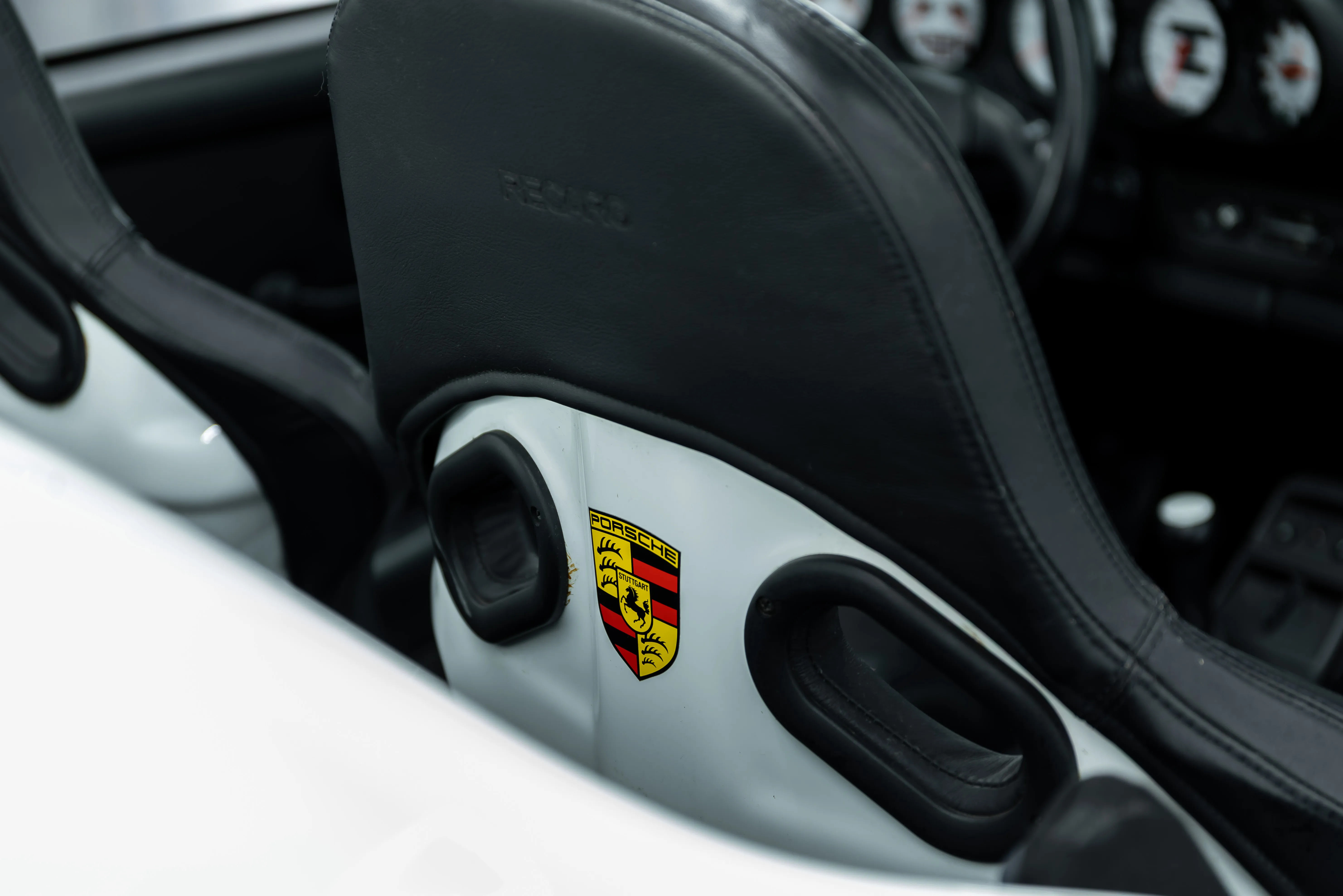 Porsche 964