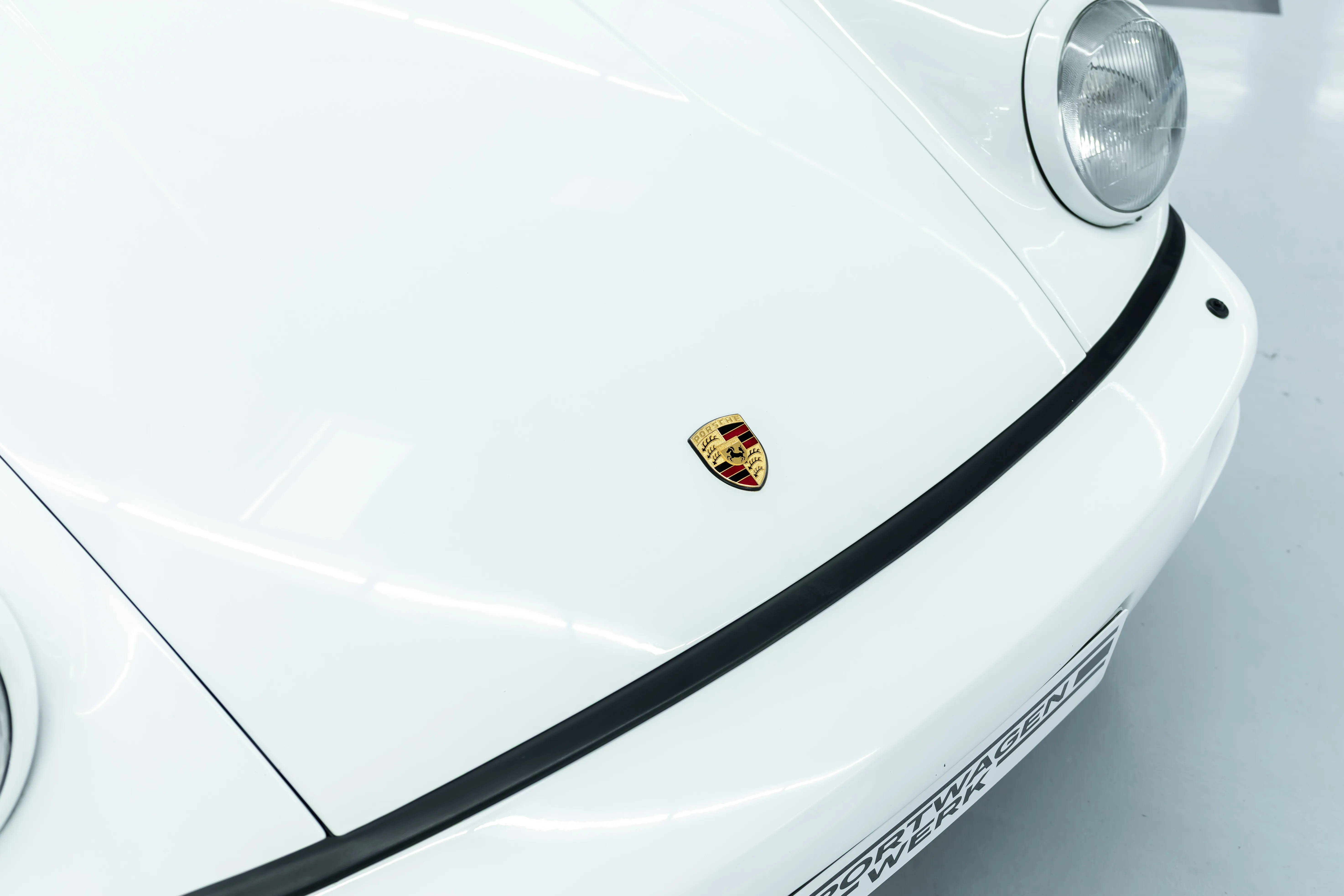Porsche 964