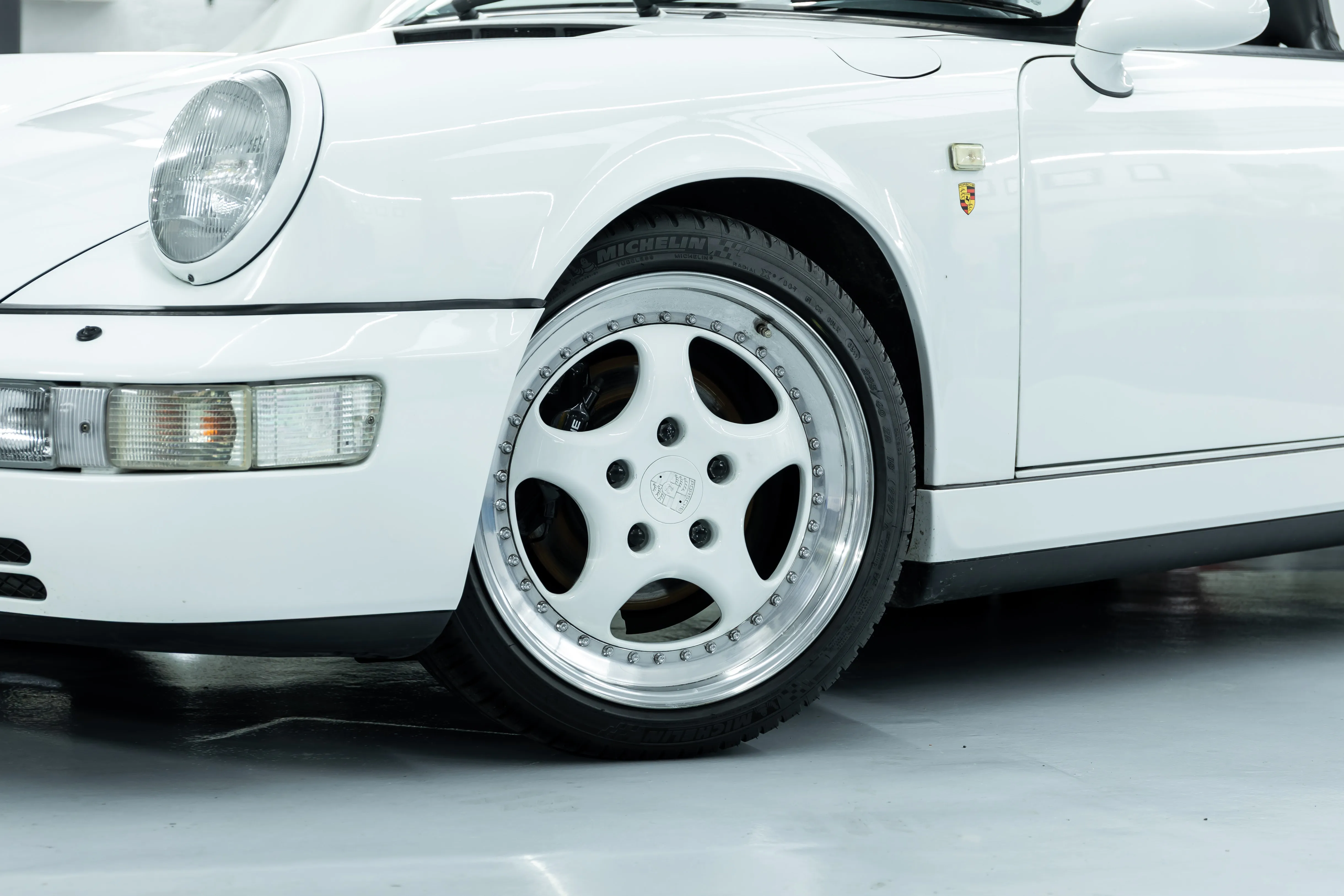 Porsche 964