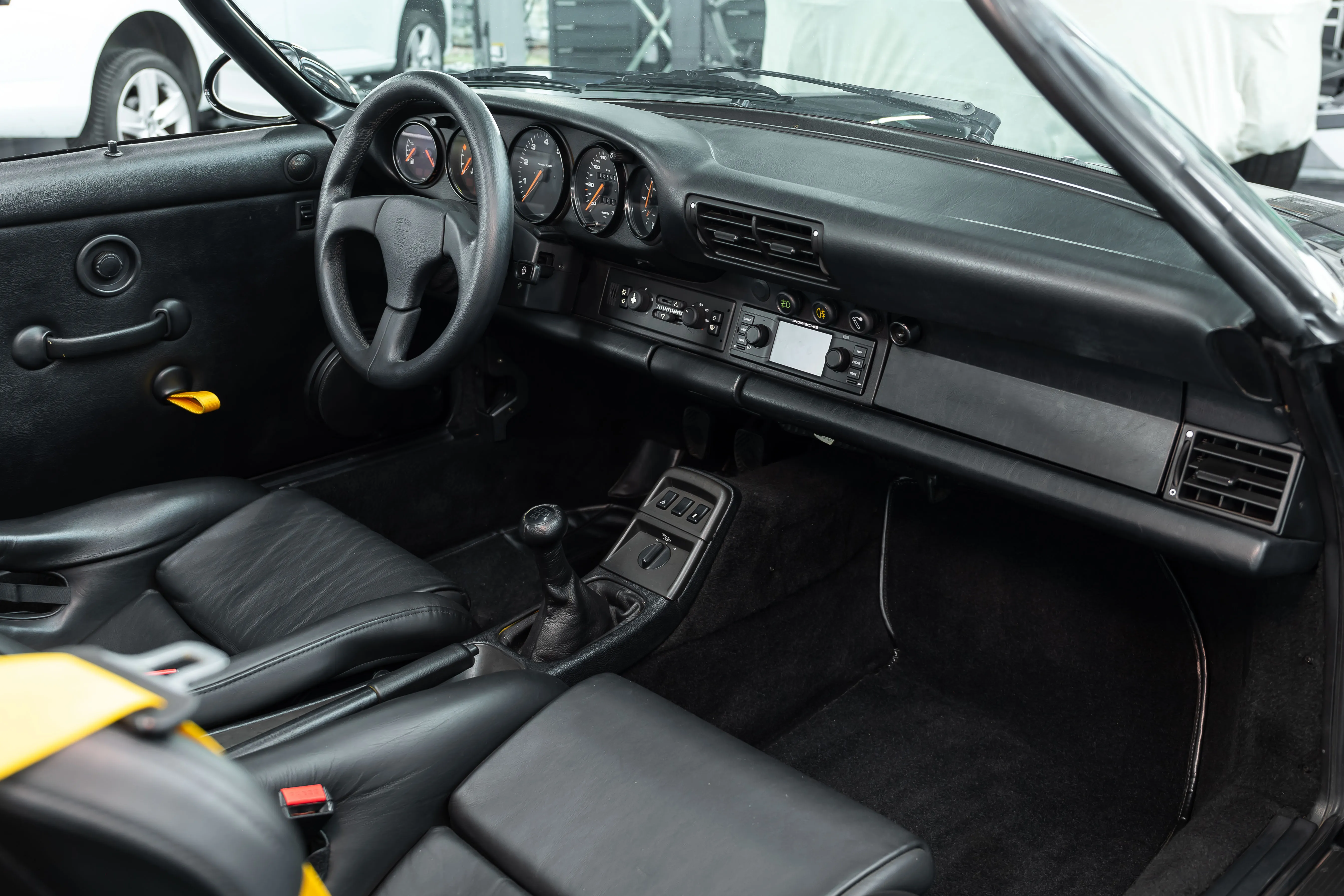 Porsche 964