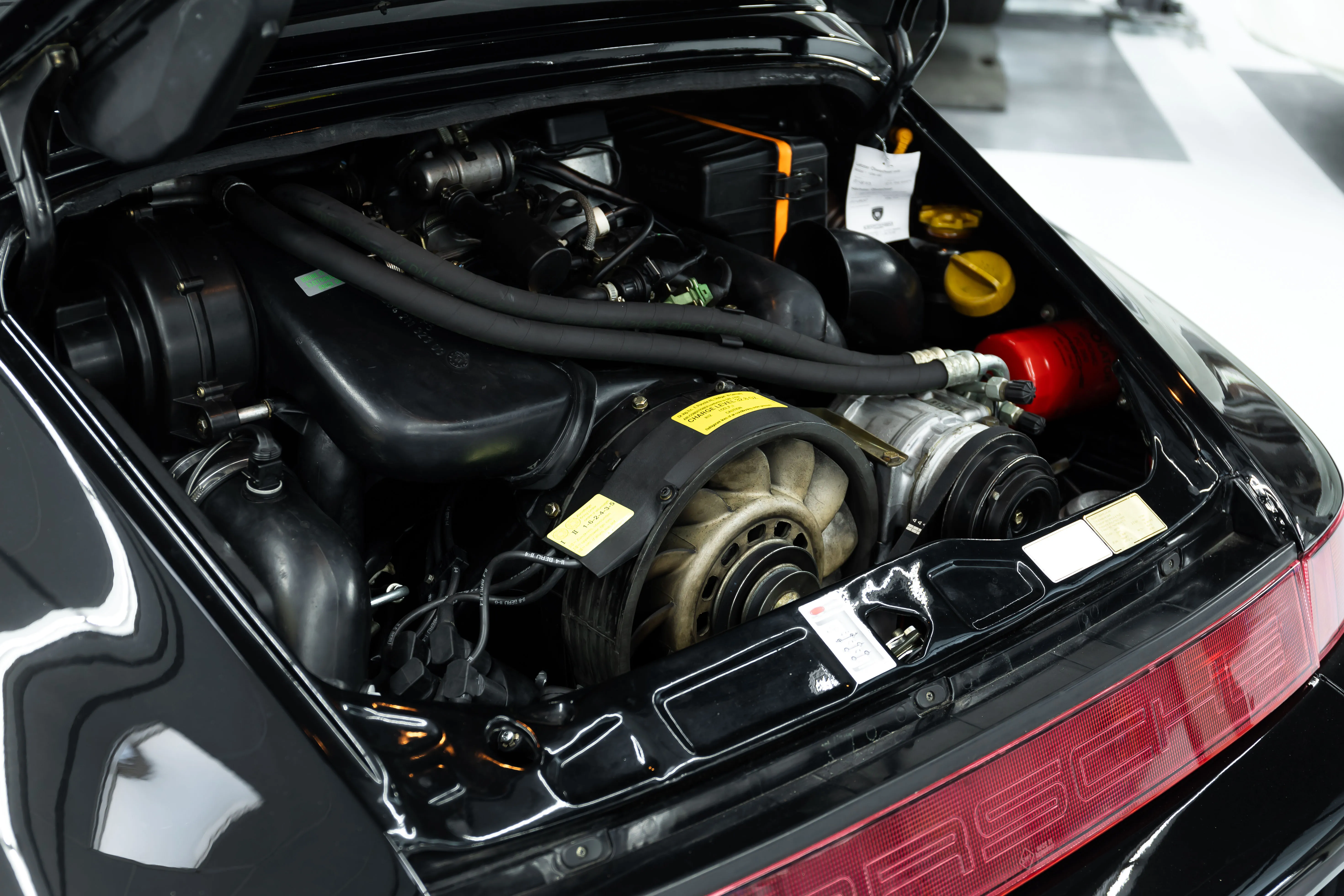 Porsche 964