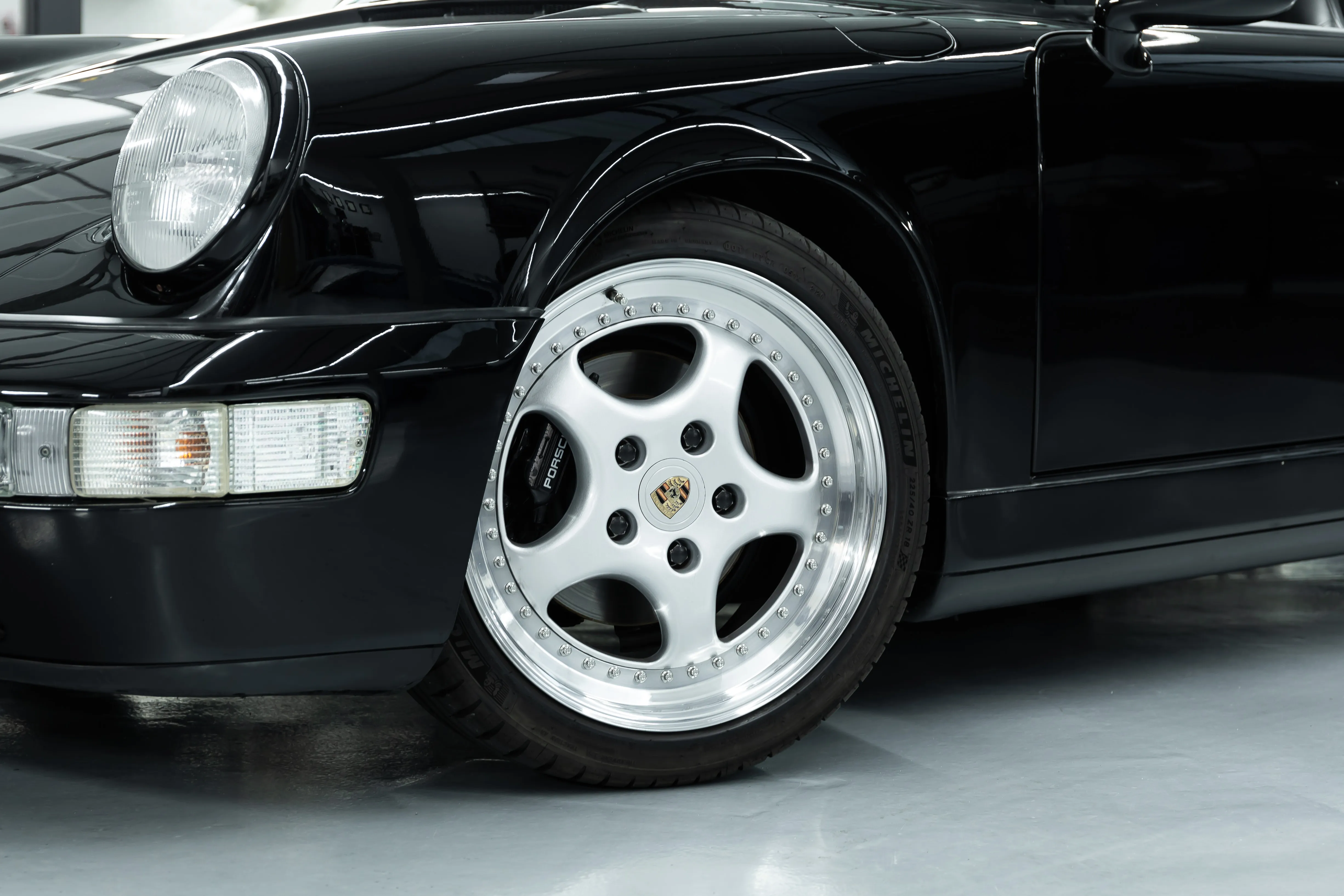 Porsche 964