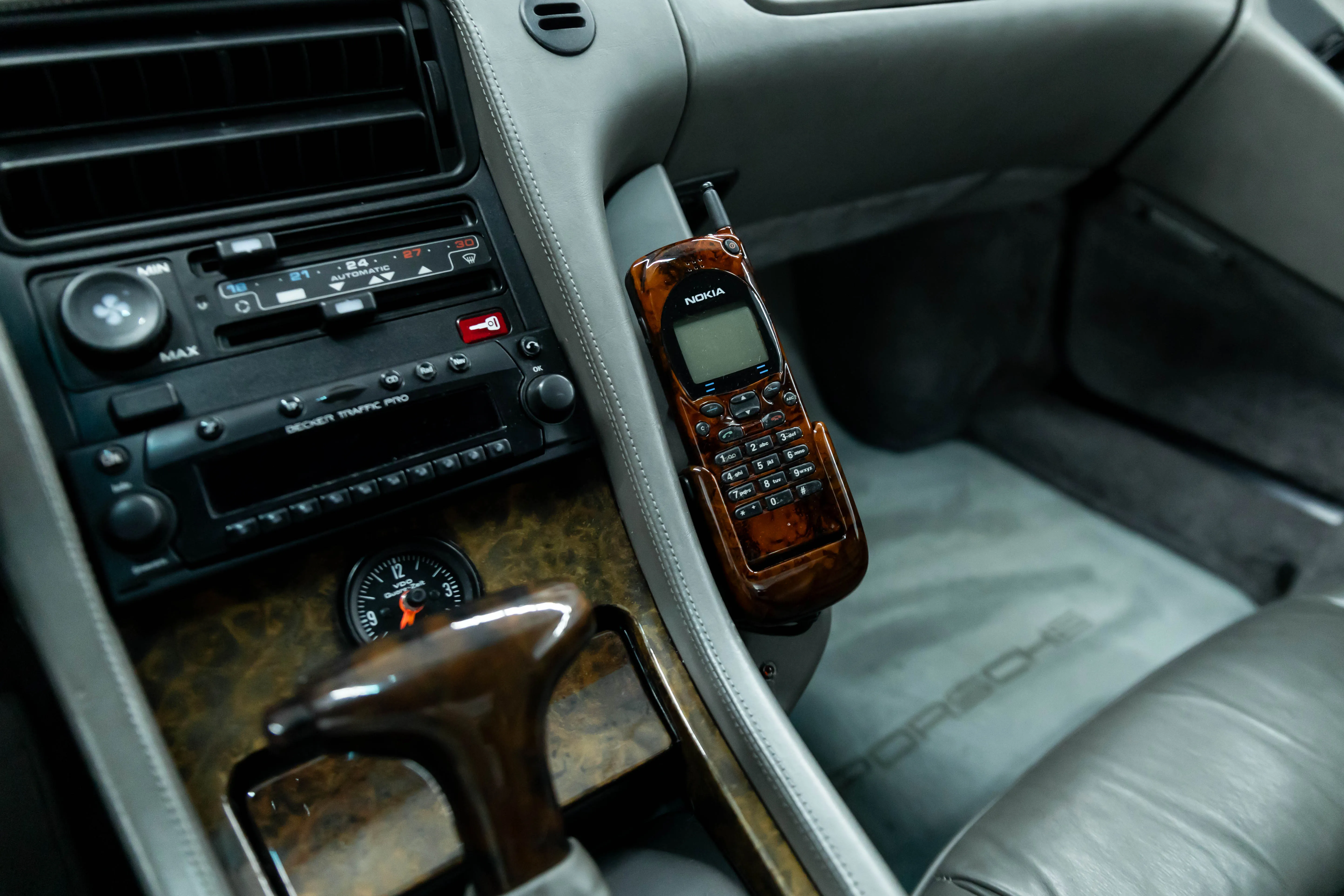 Porsche 928